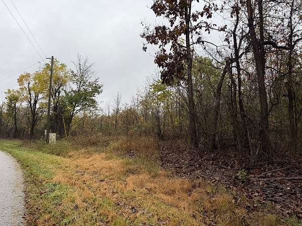 10 Acres of Recreational Land for Sale in Derby, Indiana