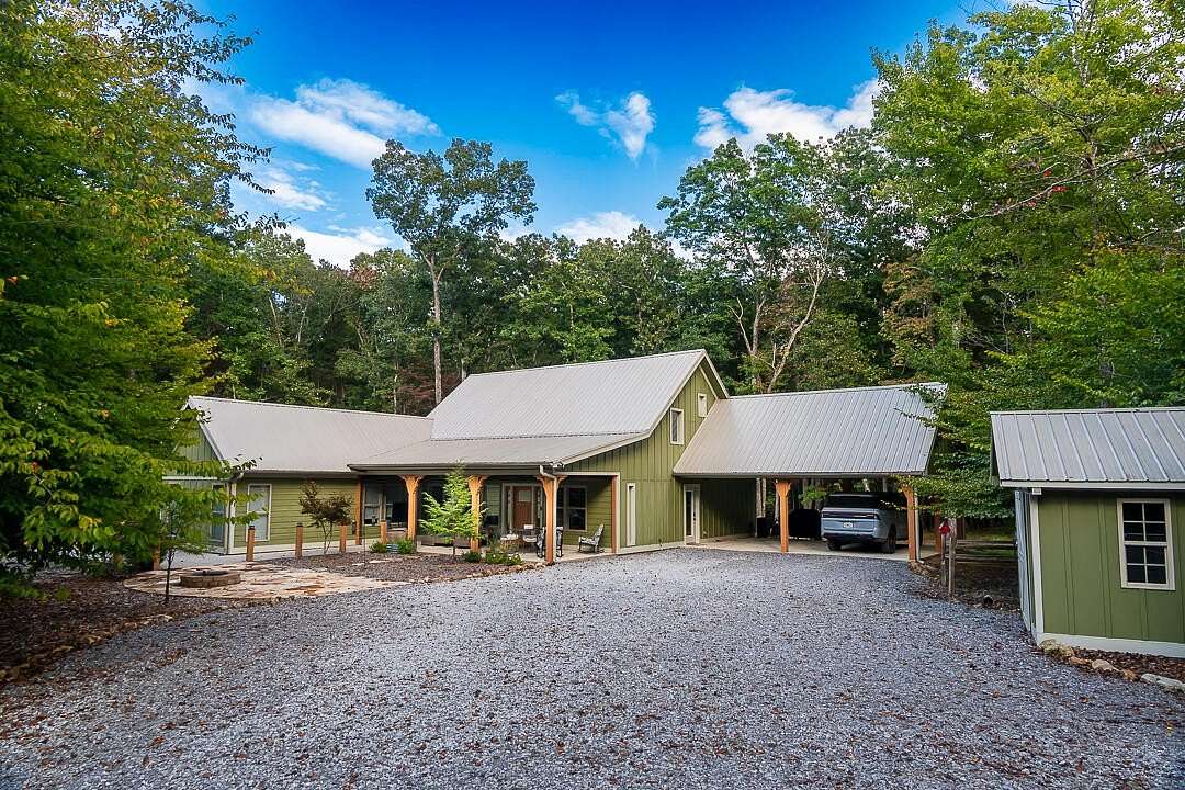 4.84 Acres of Residential Land with Home for Sale in Menlo, Georgia