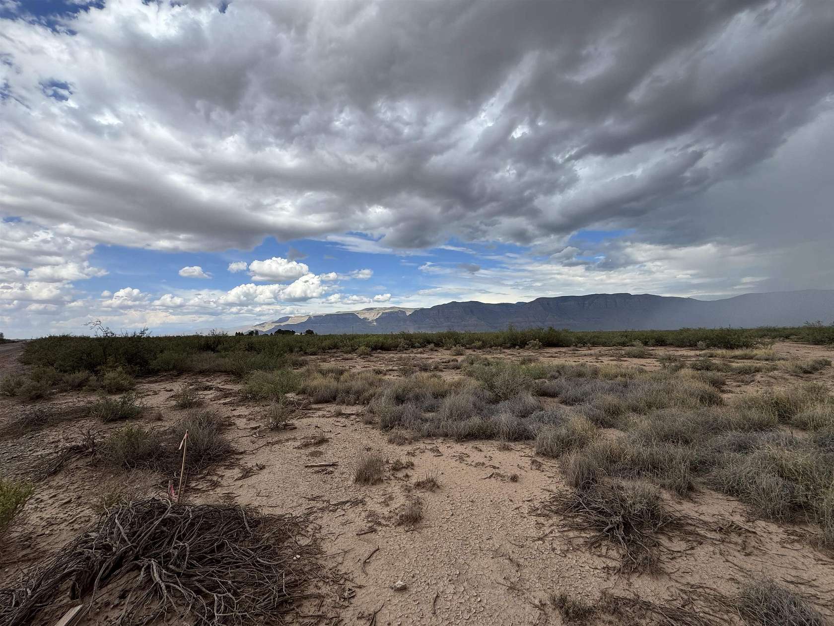 5.88 Acres of Residential Land for Sale in Alamogordo, New Mexico