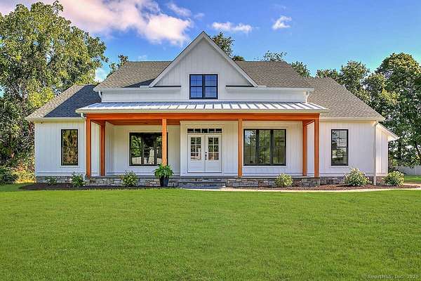 1.62 Acres of Residential Land with Home for Sale in Goshen, Connecticut