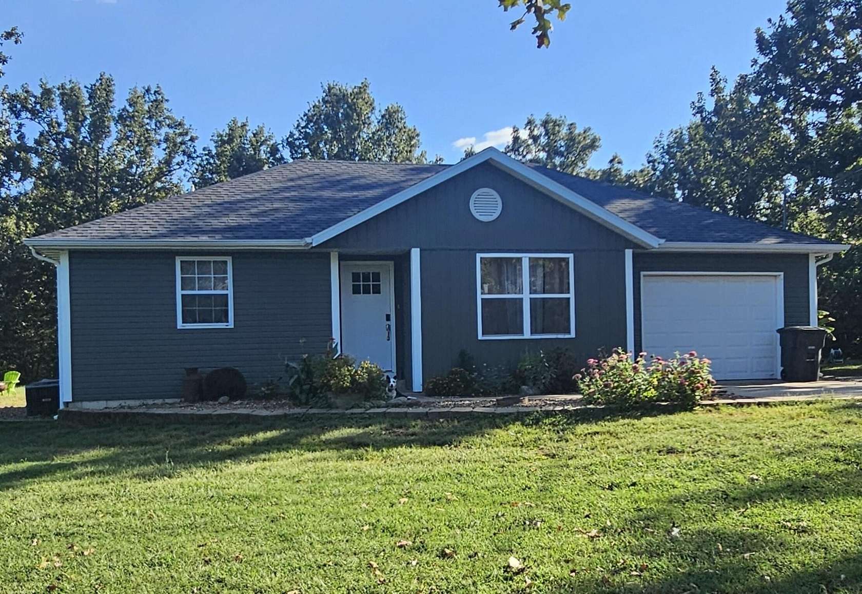 2.5 Acres of Residential Land with Home for Sale in Bolivar, Missouri