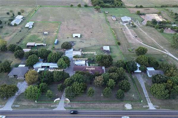 8 Acres of Residential Land with Home for Sale in Waxahachie, Texas