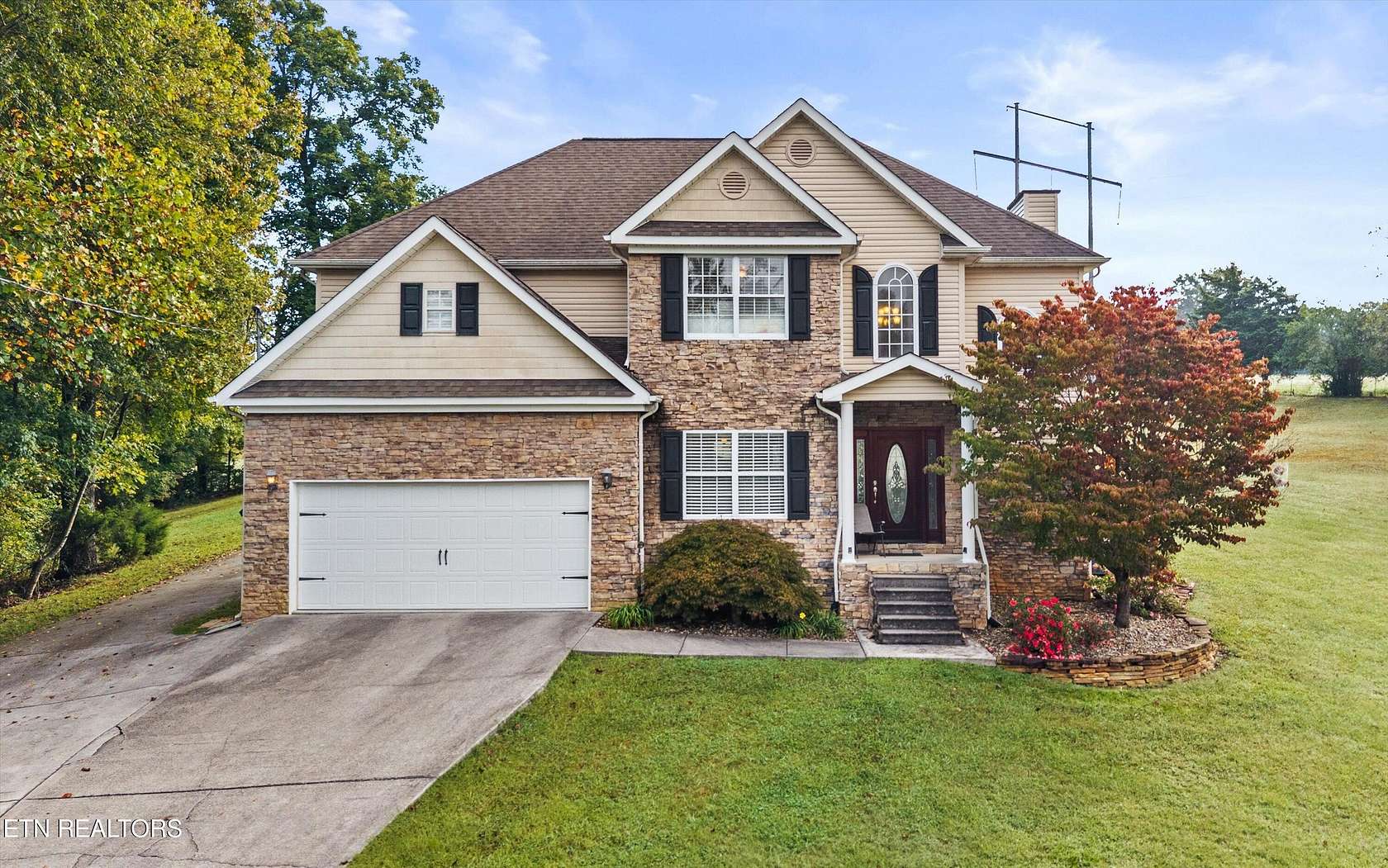 1.53 Acres of Residential Land with Home for Sale in Heiskell, Tennessee