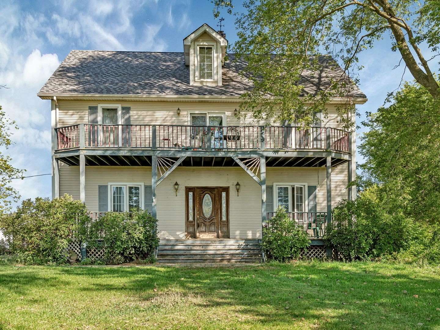 4.6 Acres of Residential Land with Home for Sale in Braceville, Illinois