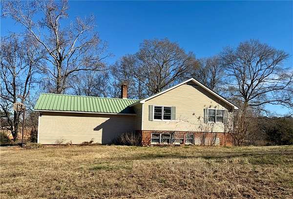 1.87 Acres of Residential Land with Home for Sale in Anderson, South Carolina