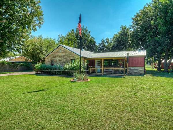 2.27 Acres of Residential Land with Home for Sale in Midwest City, Oklahoma