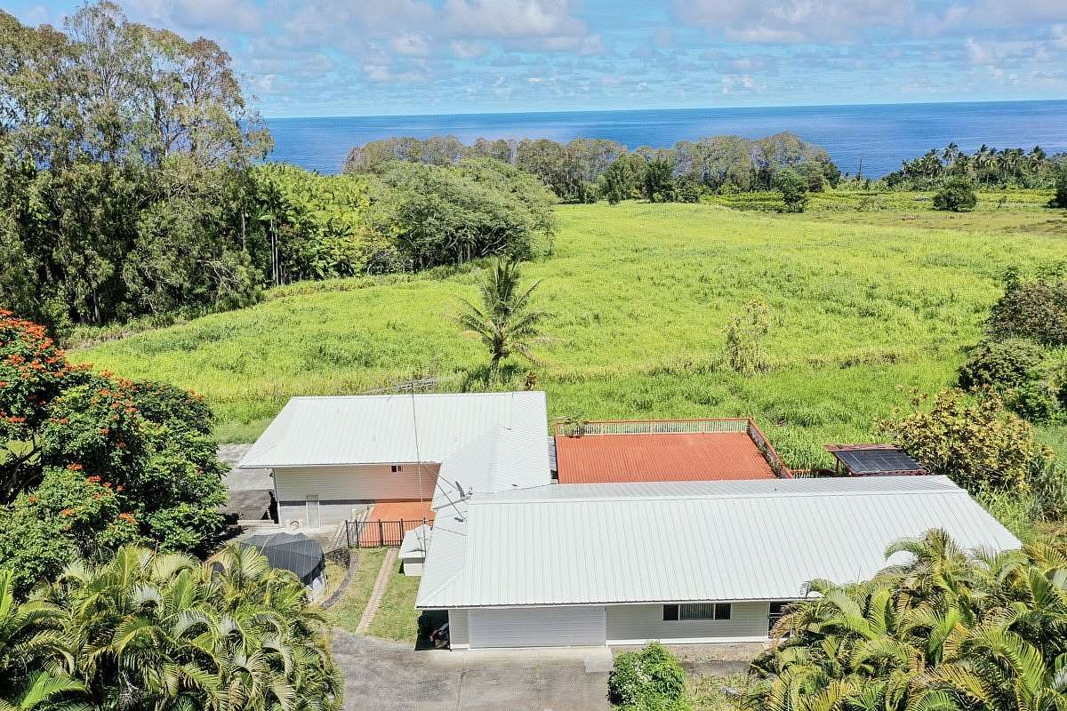 13.2 Acres of Land with Home for Sale in Nīnole, Hawaii