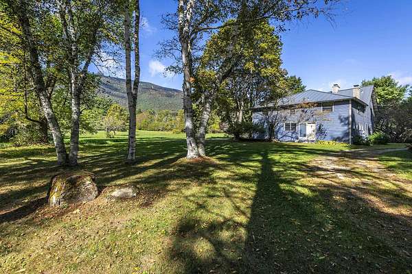 5.1 Acres of Residential Land with Home for Sale in Manchester, Vermont