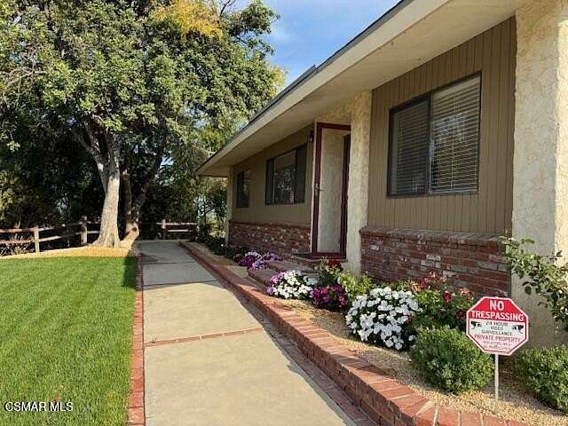 2 Acres of Residential Land with Home for Lease in Thousand Oaks, California