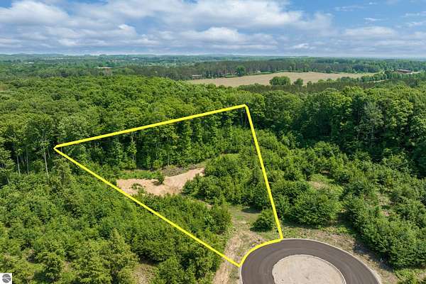 1.4 Acres of Residential Land for Sale in Traverse City, Michigan