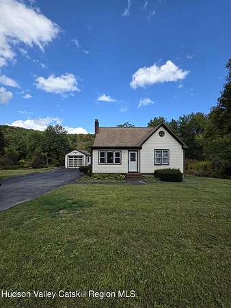 4.36 Acres of Residential Land with Home for Sale in Saugerties, New York