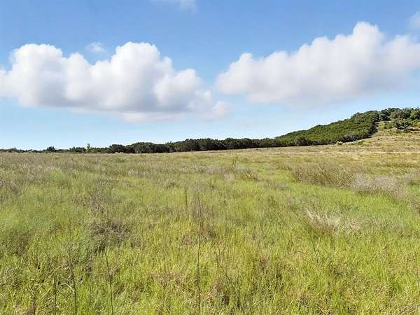 10.5 Acres of Land for Sale in Gatesville, Texas