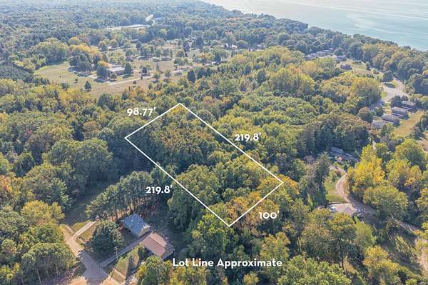 0.5 Acres of Residential Land for Sale in Coloma, Michigan