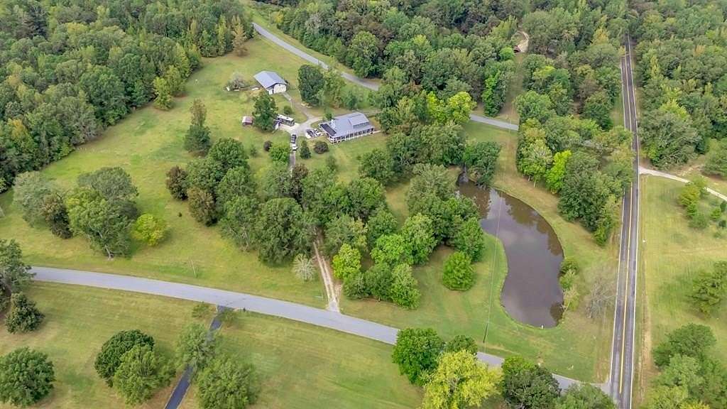 10 Acres of Land with Home for Sale in Abbeville, South Carolina