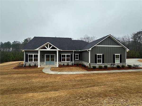 7.19 Acres of Residential Land with Home for Sale in Salem, Alabama