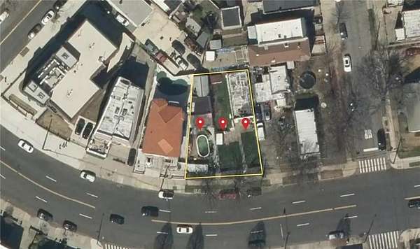 0.08 Acres of Residential Land for Sale in East Elmhurst, New York