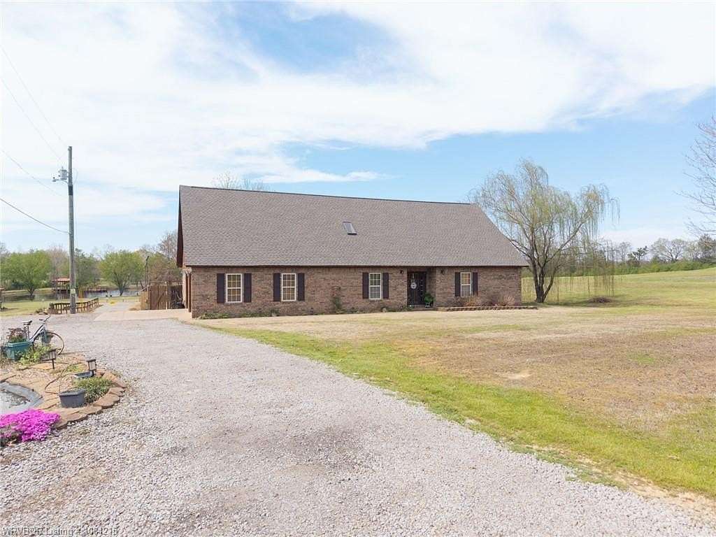 20.7 Acres of Recreational Land with Home for Sale in Van Buren, Arkansas