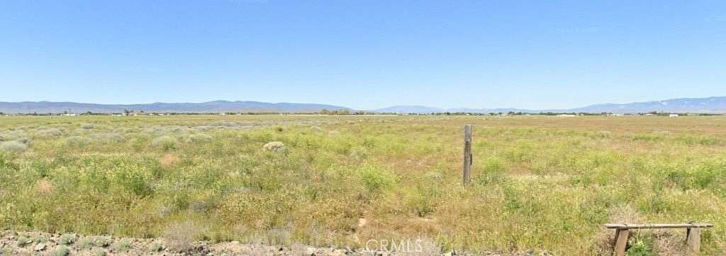 4.74 Acres of Land for Sale in Lancaster, California
