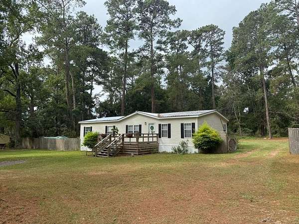 1.5 Acres of Residential Land with Home for Sale in Thomasville, Georgia