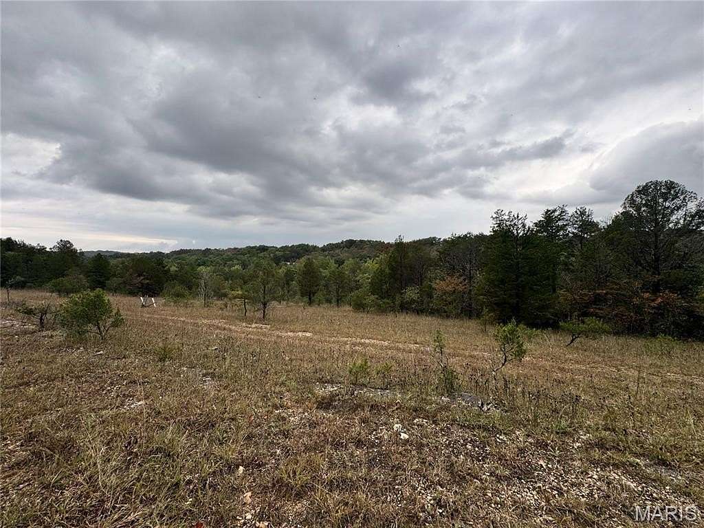 7 Acres of Residential Land for Sale in Hillsboro, Missouri