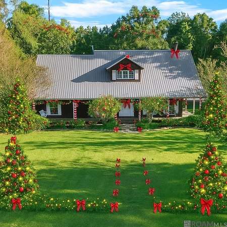 1.6 Acres of Residential Land with Home for Sale in Walker, Louisiana