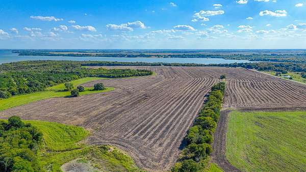 28.2 Acres of Land for Sale in Ennis, Texas