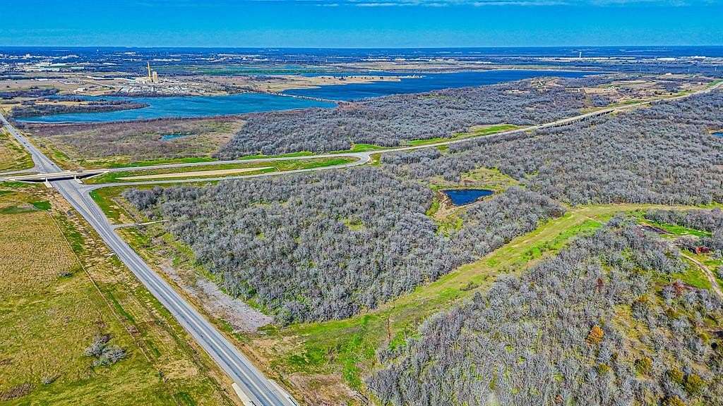 10.2 Acres of Mixed-Use Land for Sale in Corsicana, Texas