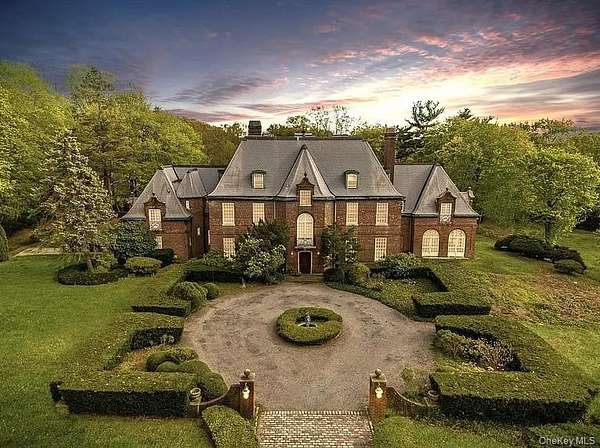 3.2 Acres of Residential Land with Home for Lease in Huntington, New York