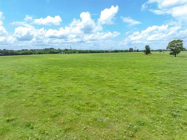 5 Acres of Residential Land for Sale in Jacksonville, Texas