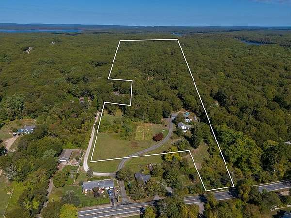 16 Acres of Land for Sale in South Kingstown Town, Rhode Island