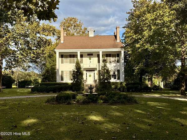 2.57 Acres of Residential Land with Home for Sale in Maysville, North Carolina