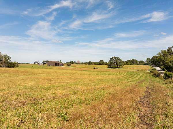 5 Acres of Residential Land for Sale in Billings, Missouri