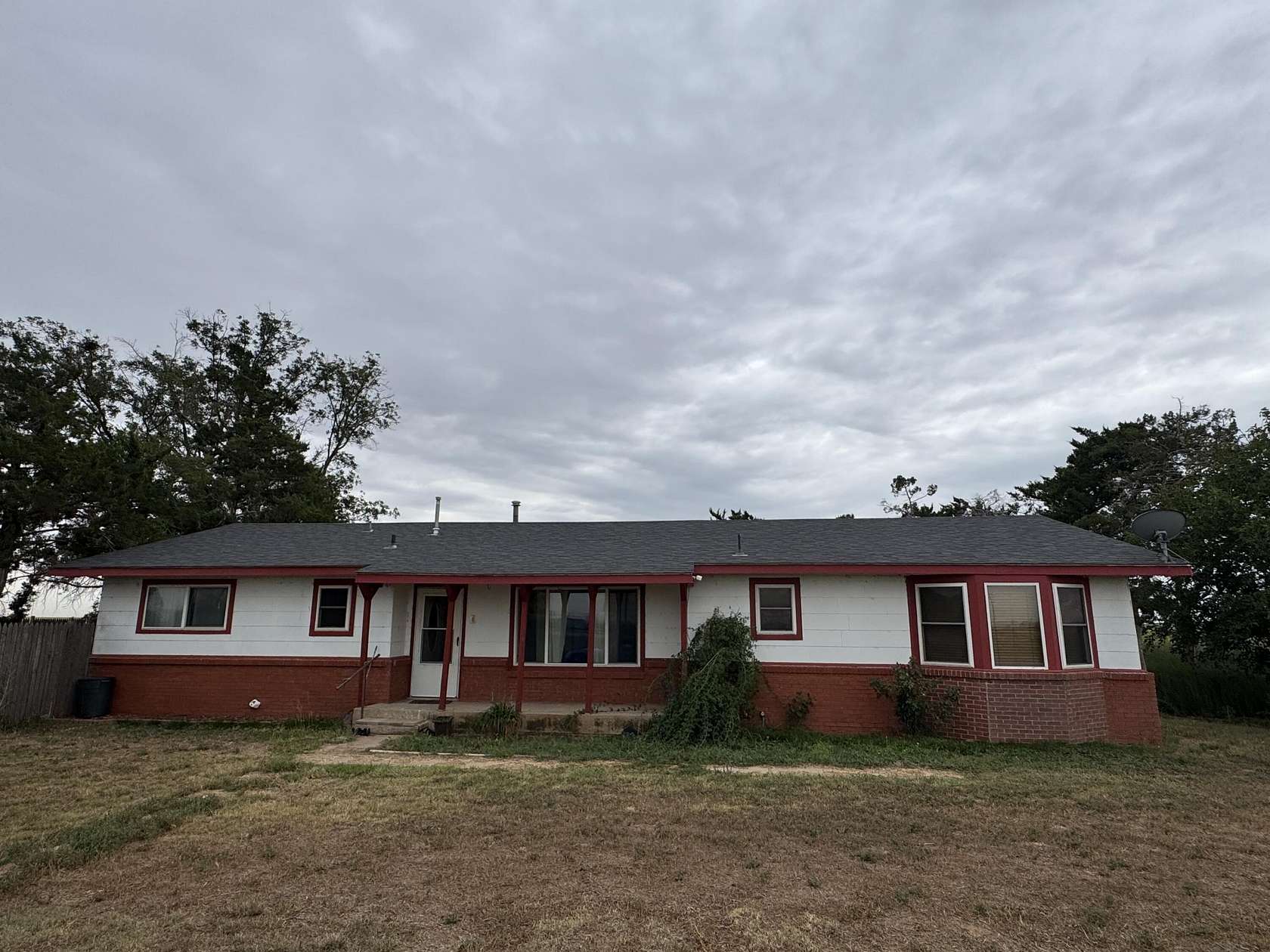 2.5 Acres of Residential Land with Home for Sale in Farwell, Texas