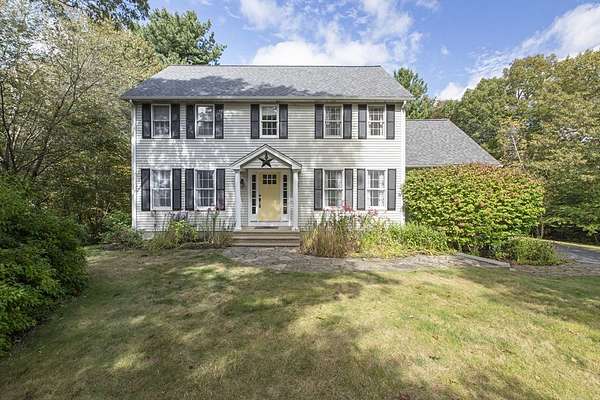 2 Acres of Residential Land with Home for Sale in Douglas, Massachusetts