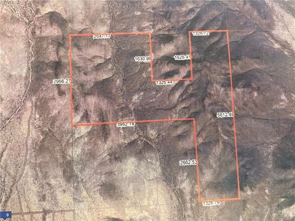 390 Acres of Land for Sale in Golden Valley, Arizona