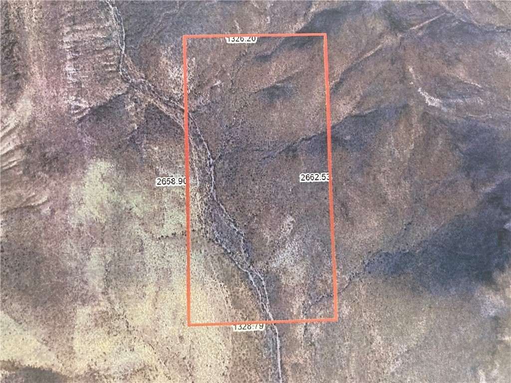 80.9 Acres of Land for Sale in Golden Valley, Arizona