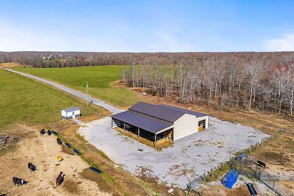 35.6 Acres of Agricultural Land for Sale in Bradyville, Tennessee