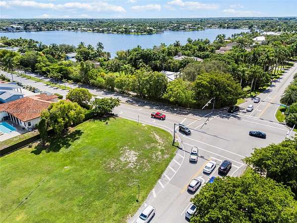 0.39 Acres of Residential Land for Sale in Miami, Florida