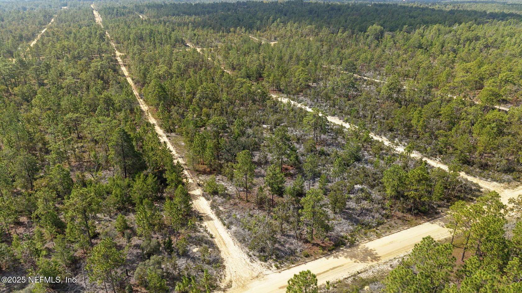 0.9 Acres of Residential Land for Sale in Interlachen, Florida