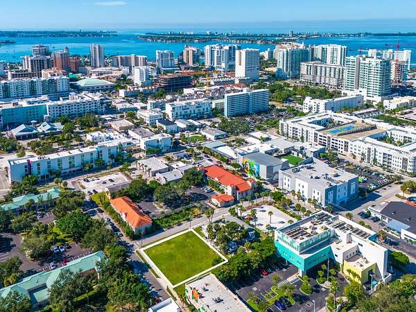 0.31 Acres of Residential Land for Sale in Sarasota, Florida