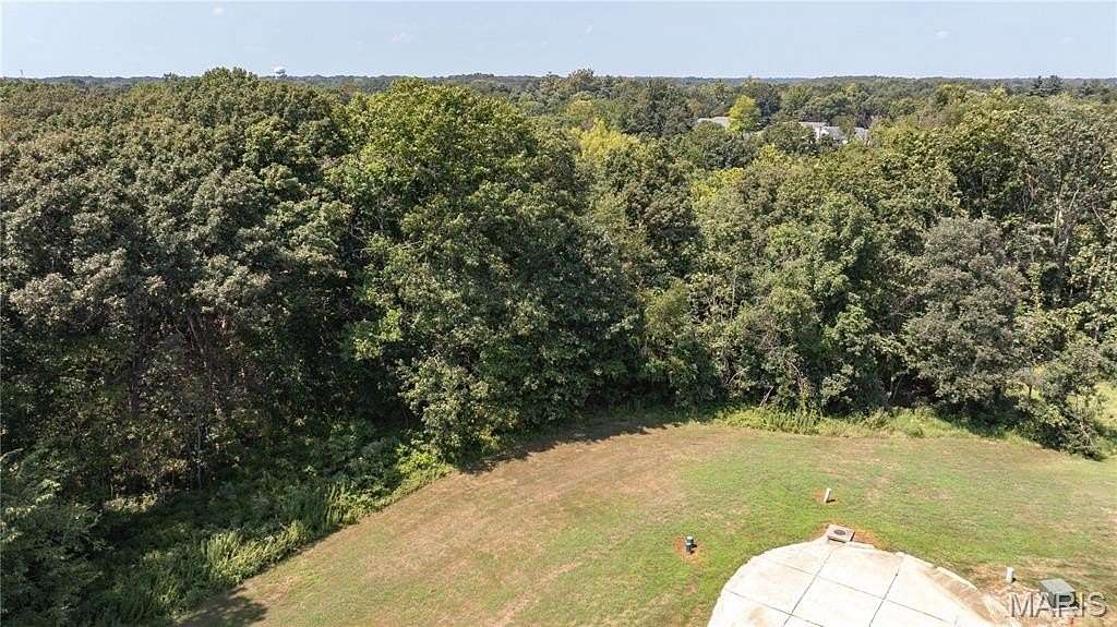 4.4 Acres of Residential Land for Sale in Alton, Illinois