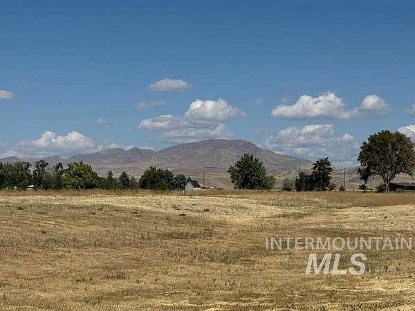5 Acres of Residential Land for Sale in Emmett, Idaho