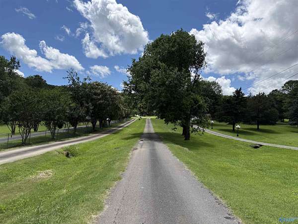 4.6 Acres of Residential Land for Sale in Huntsville, Alabama