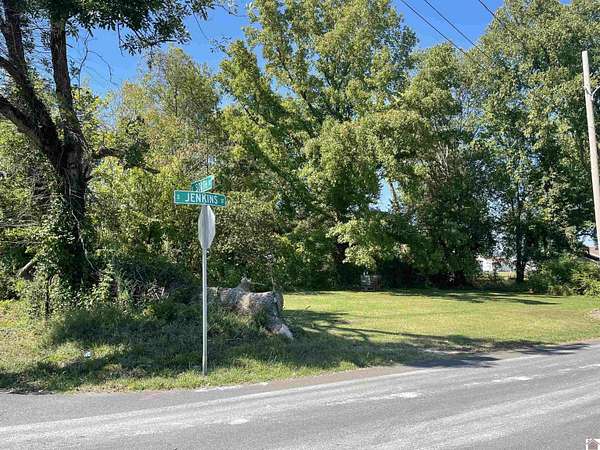 0.39 Acres of Residential Land for Sale in Mayfield, Kentucky