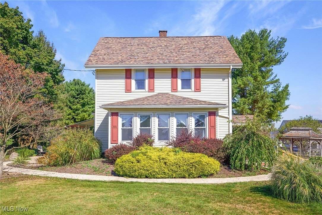 2.33 Acres of Residential Land with Home for Sale in Canton, Ohio