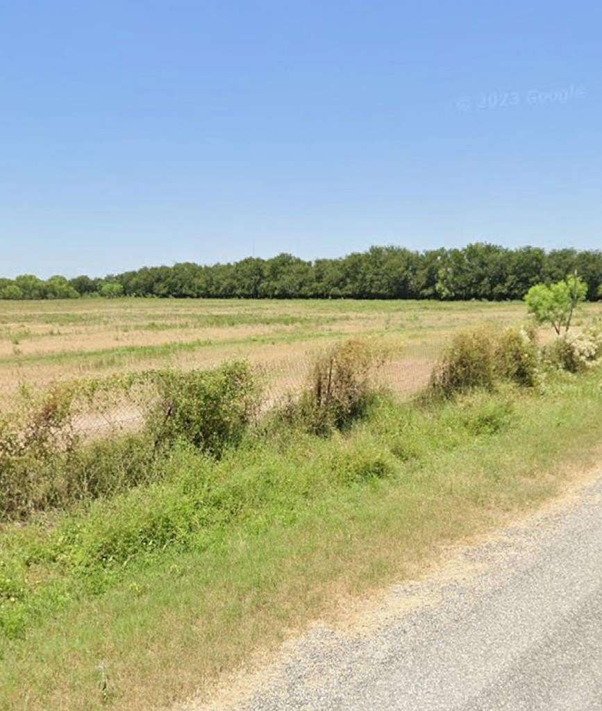 10 Acres of Land for Sale in Quemado, Texas