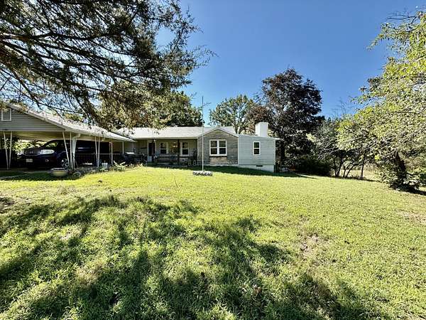 1.7 Acres of Residential Land with Home for Sale in Houston, Missouri