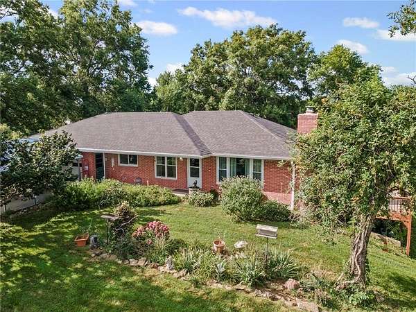 10 Acres of Land with Home for Sale in Cameron, Missouri