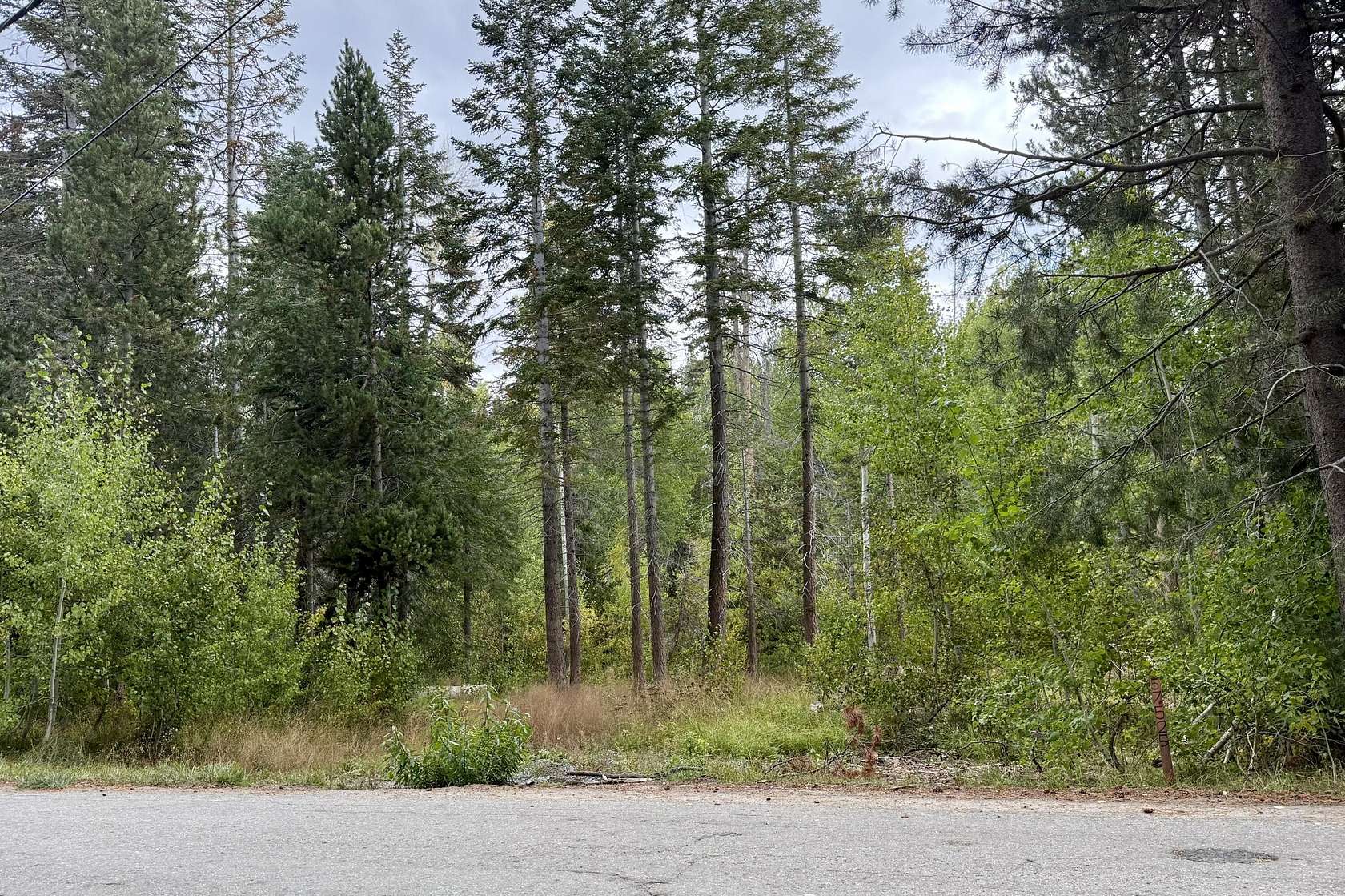 0.6 Acres of Land for Sale in Springville, California