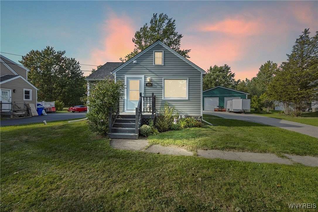 1.5 Acres of Residential Land with Home for Sale in Buffalo, New York